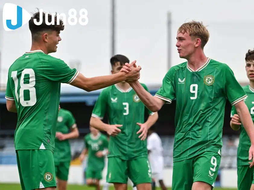 U17 Ireland đã có 2 chiến thắng ở 2 lượt trận đầu (Ảnh: ESPN)